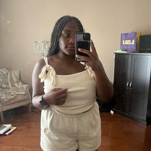 tie sleeve ruched cream top